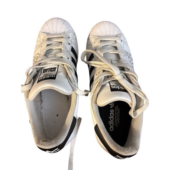 Adidas Superstar Girls Are Awesome Shoes sz 5.5 white black shoes 2020 wordmark - Picture 7 of 8